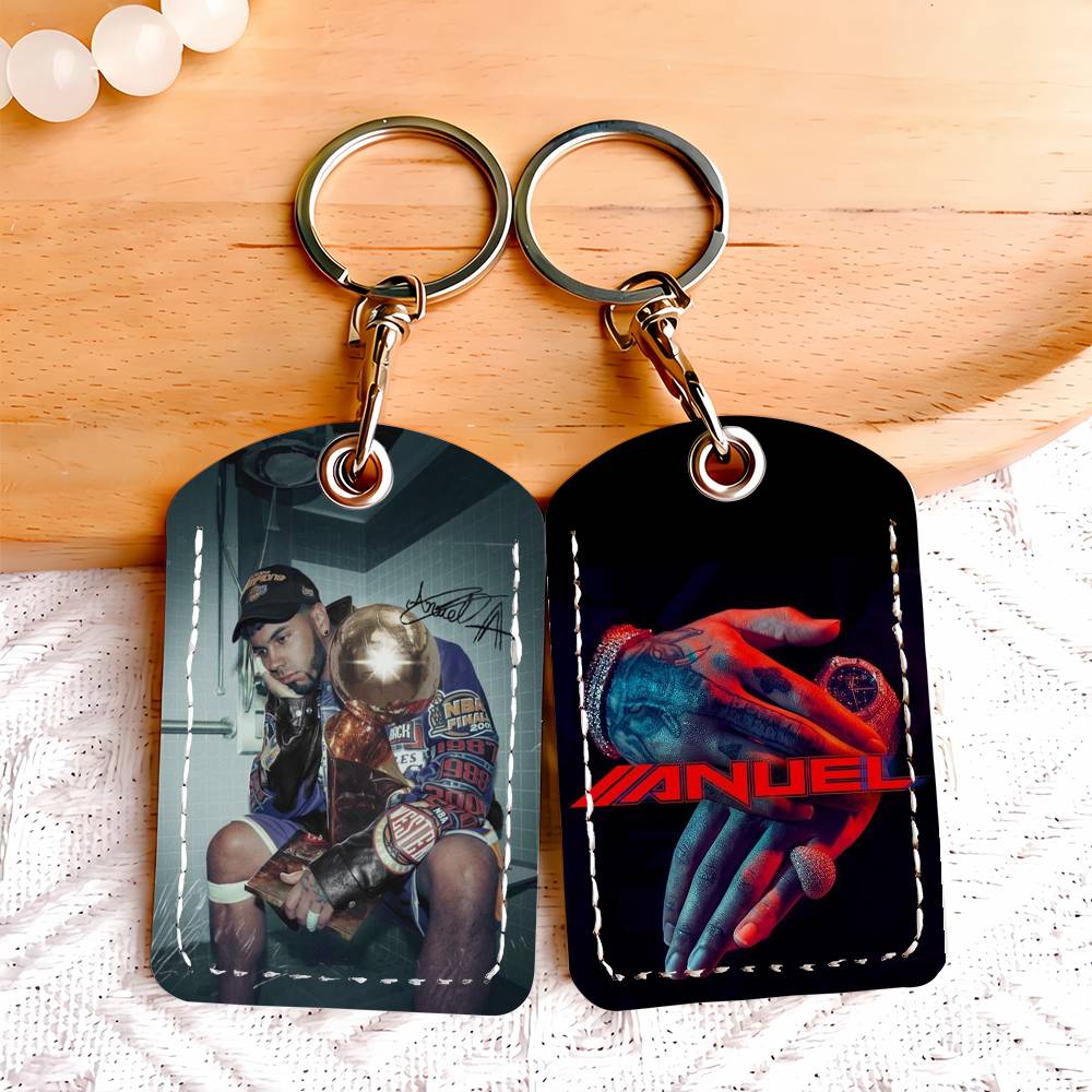 Singer Anuel AA Card Holder Ke - Card Index Box のレビューと価格