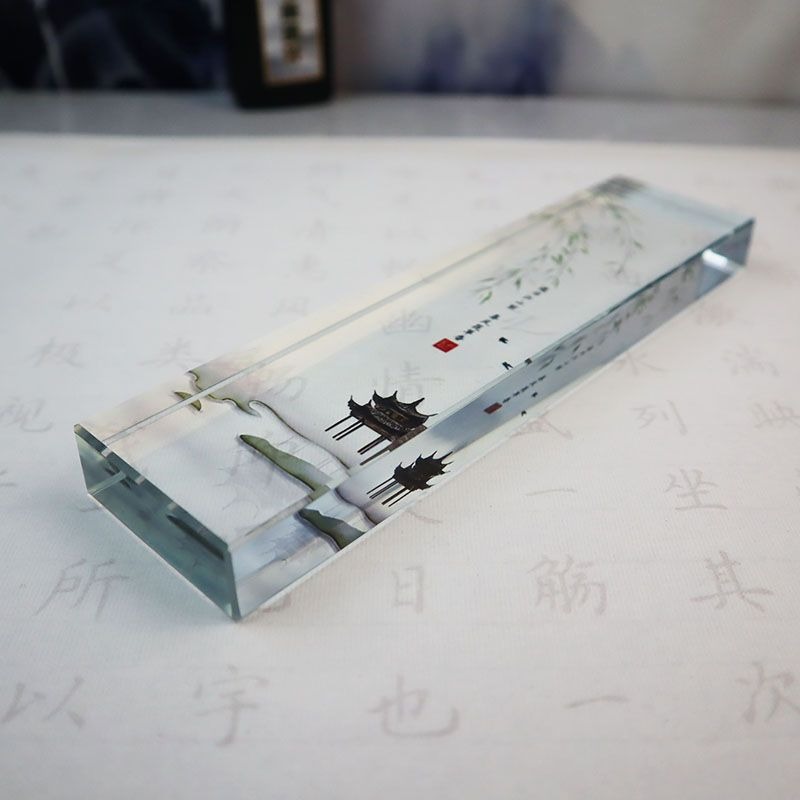 Glass Paperweight Traditional  - Book Weight Glass のレビューと価格
